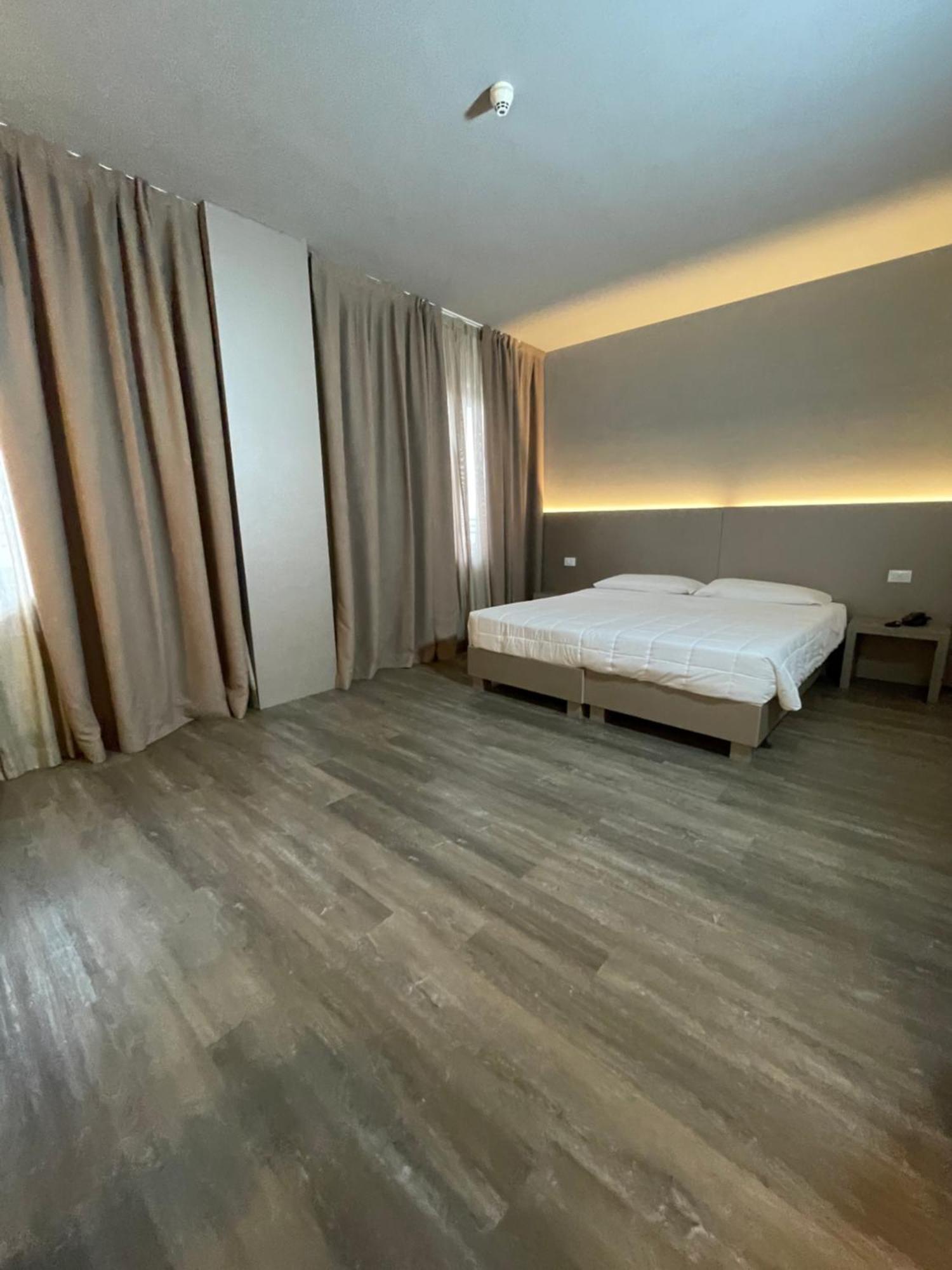 Hotel Albatros Mestre Esterno foto