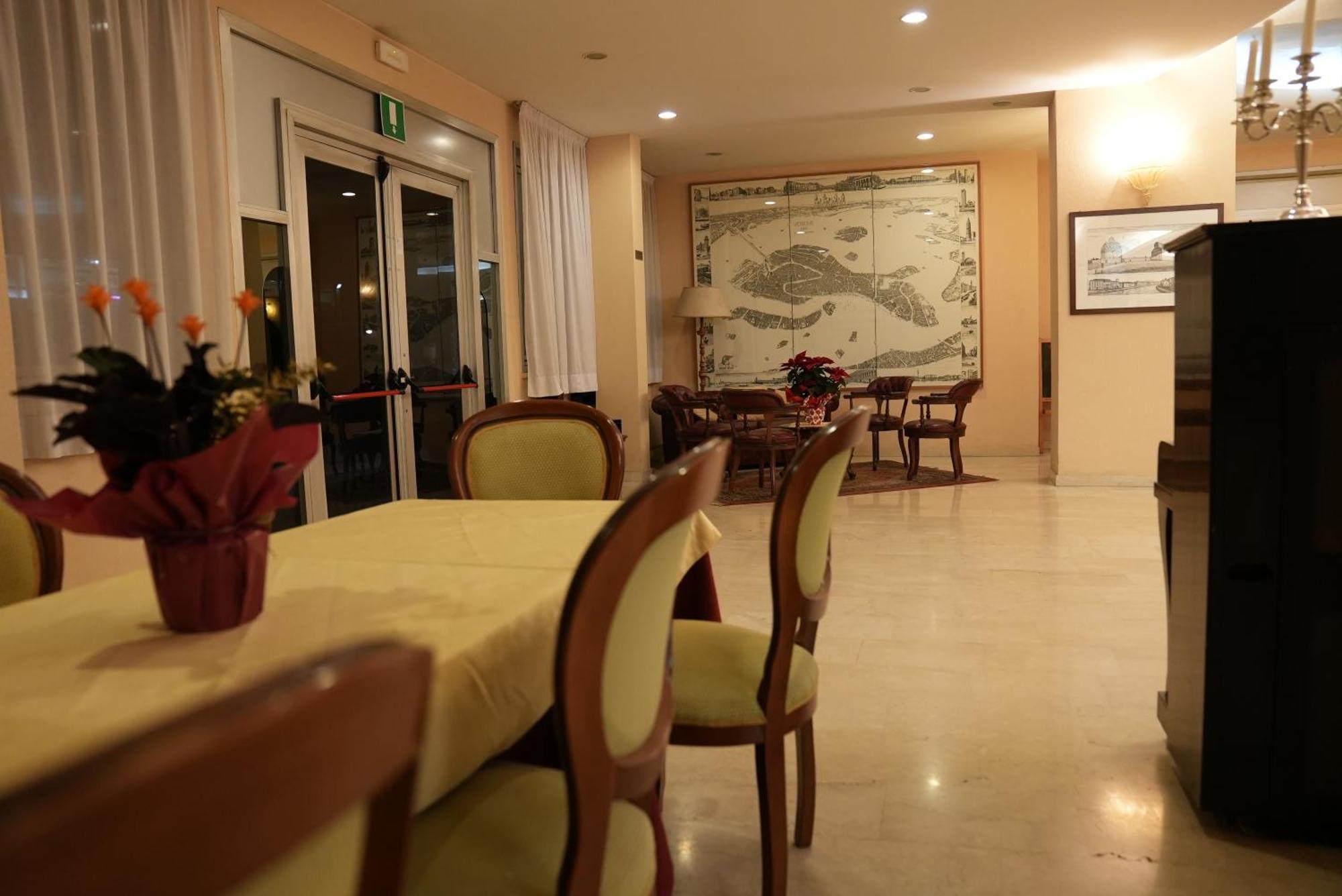 Hotel Albatros Mestre Esterno foto
