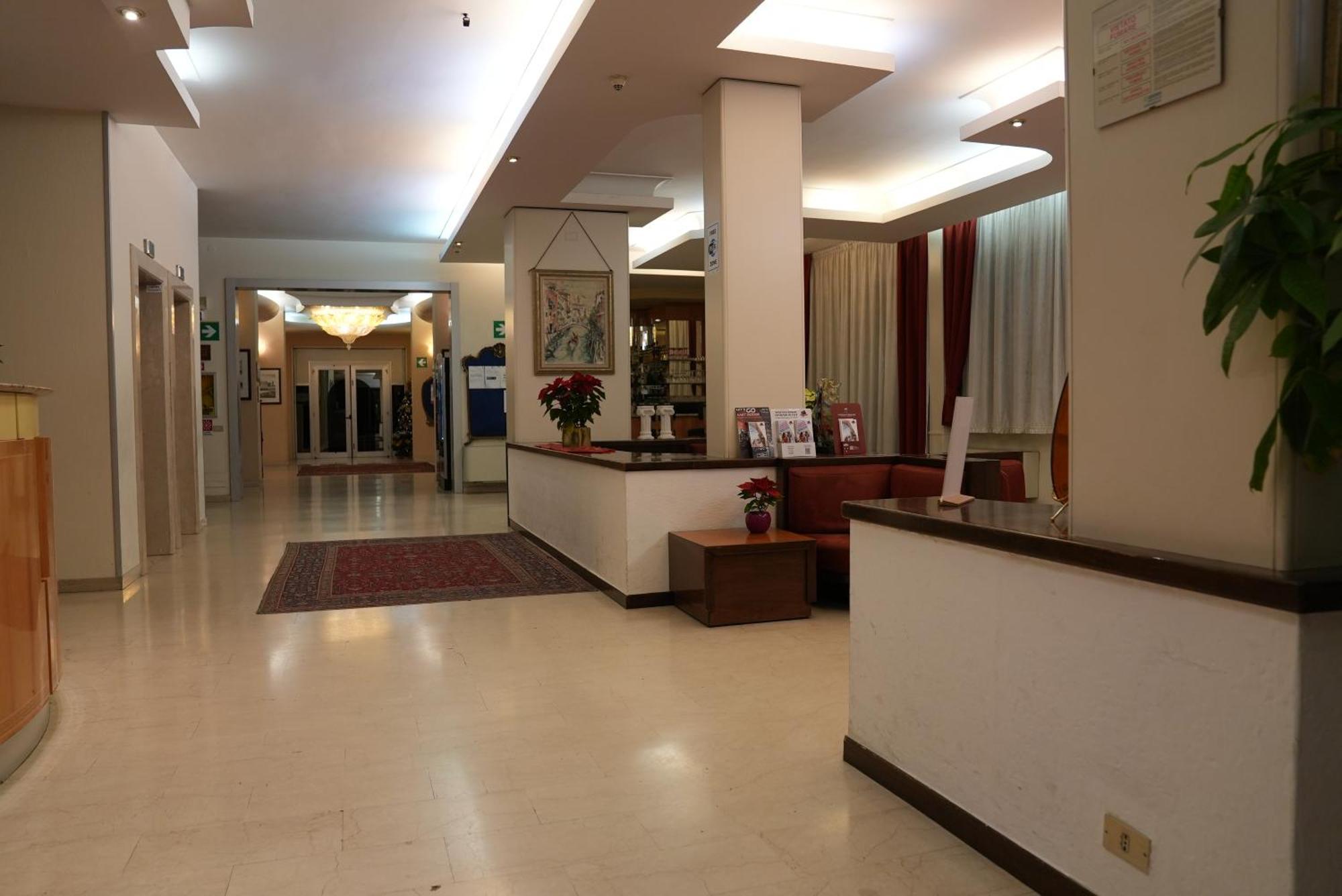 Hotel Albatros Mestre Esterno foto
