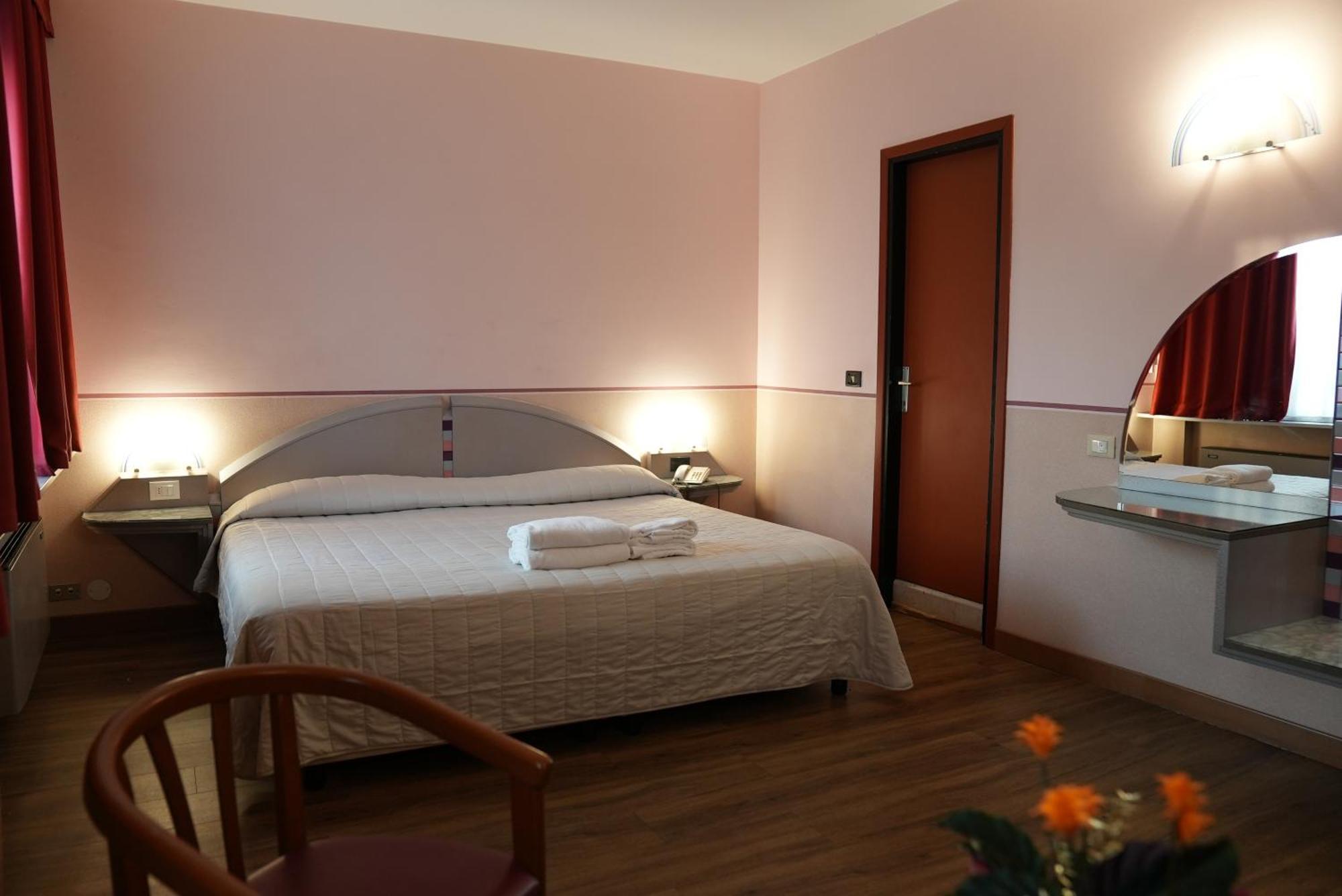 Hotel Albatros Mestre Esterno foto