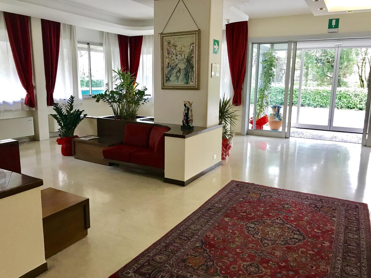 Hotel Albatros Mestre Esterno foto